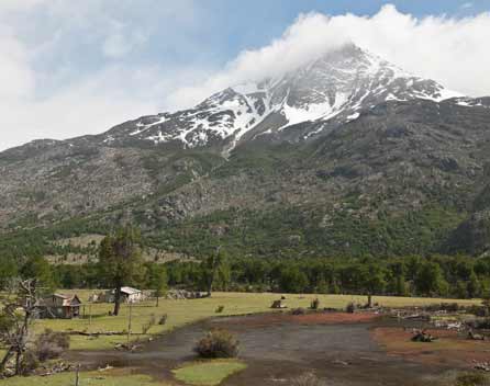 THE PORTRAIT OF MAN THROUGH HIS TRACE ON THE LANDSCAPE